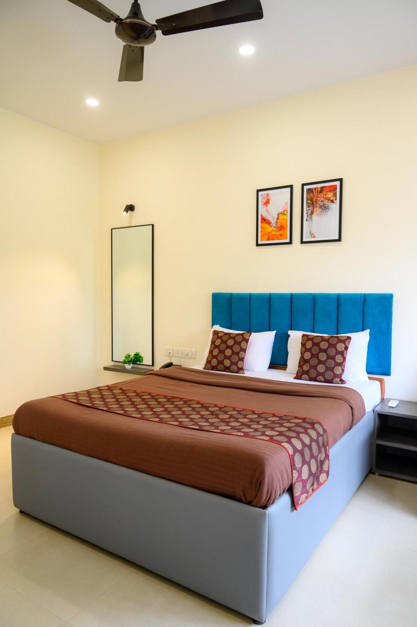 Girivihar Holiday Club - Pure Veg โลนาวาลา ภายนอก รูปภาพ