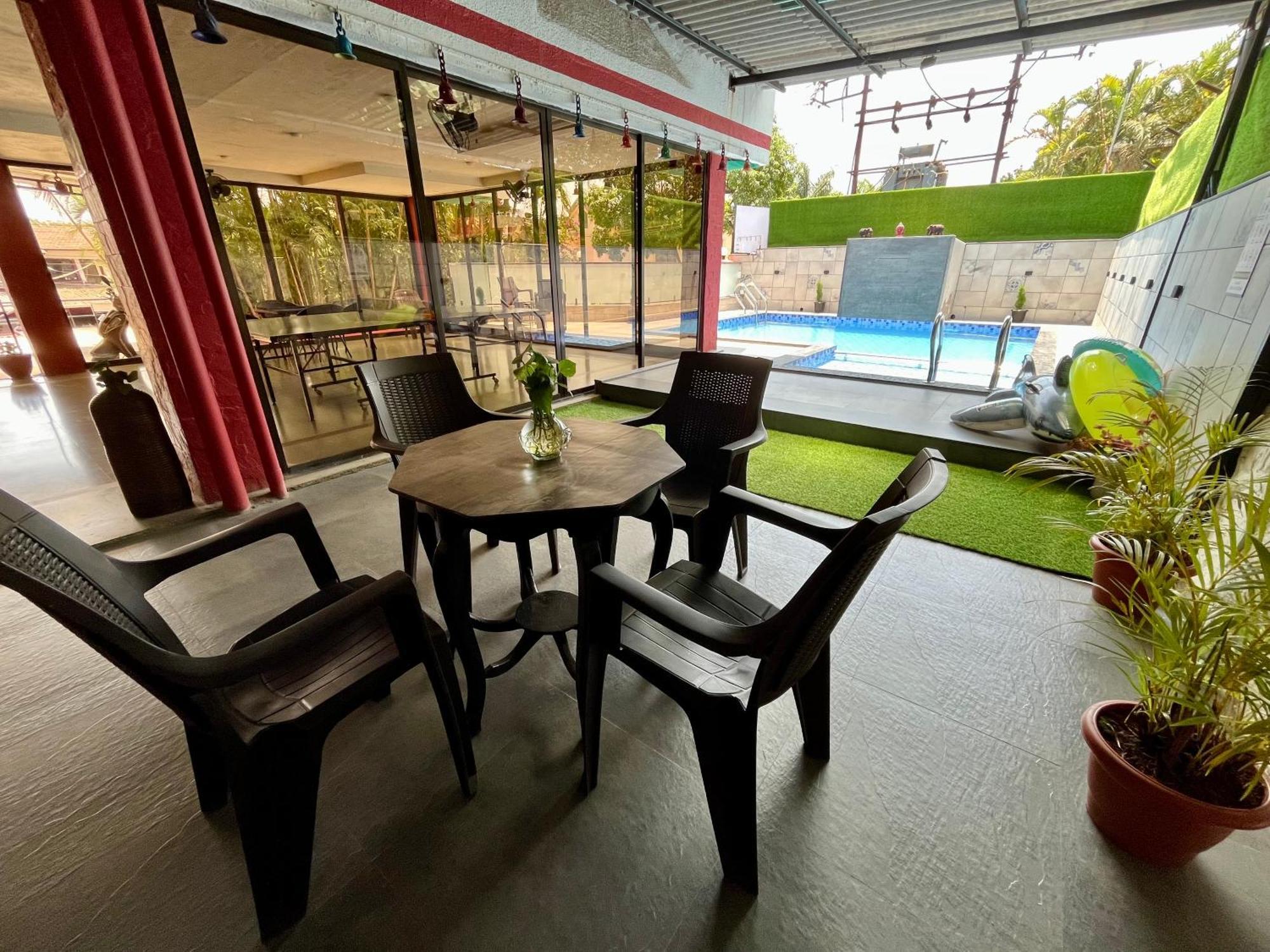 Girivihar Holiday Club - Pure Veg โลนาวาลา ภายนอก รูปภาพ